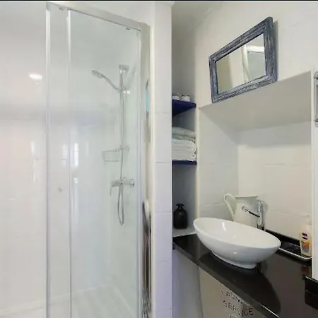 Romantic Lovers Duplex Ac Next Av Liberdade Lisboa